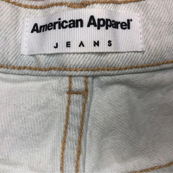 American Apparel High-Waisted Jean Shorts | Light Wash |  Size 26 - Picture 3 of 6
